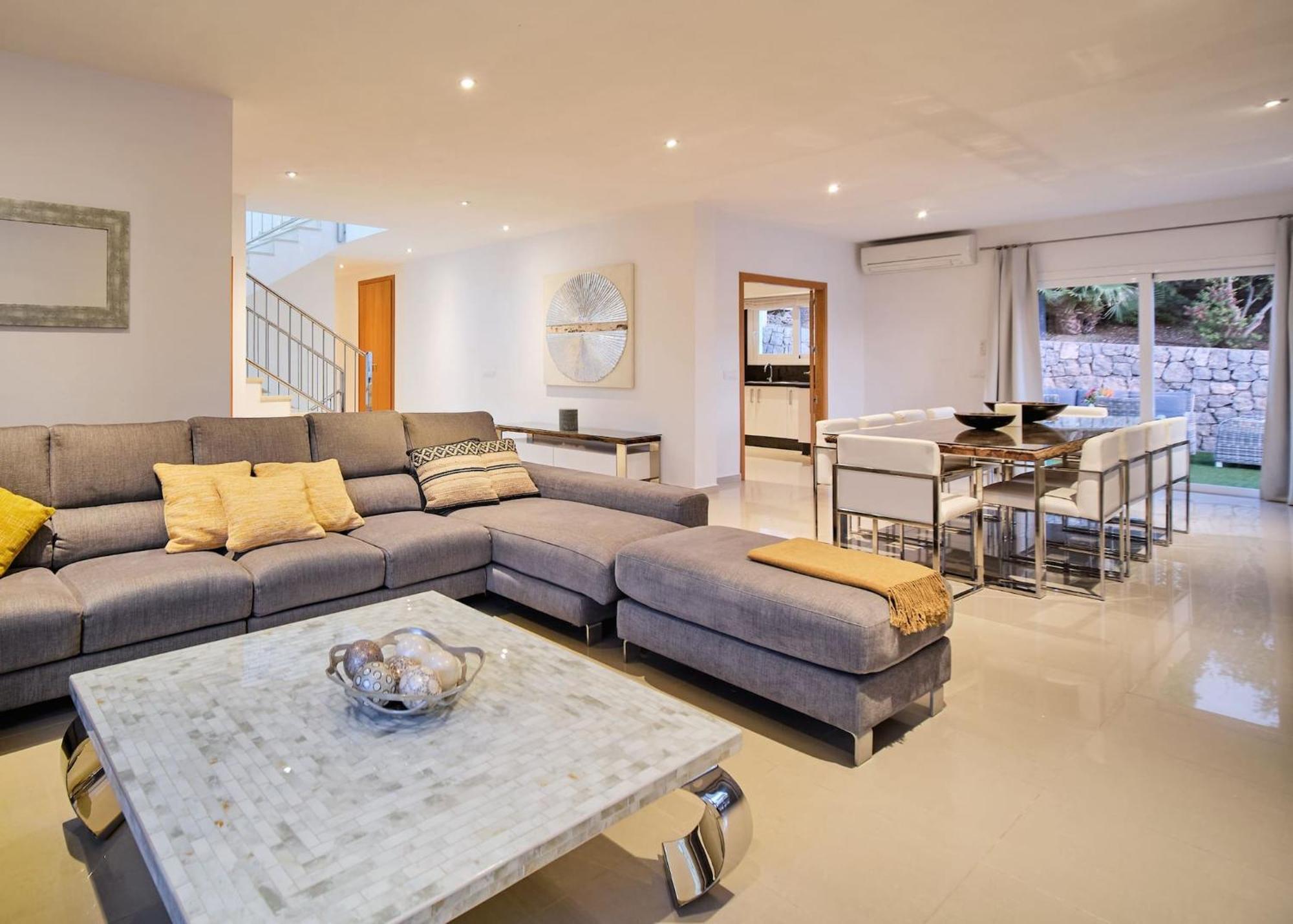 Villa Romeo 2Km From Ibiza Town And 1Km From Talamanca Beach Santa Eulària des Riu Extérieur photo